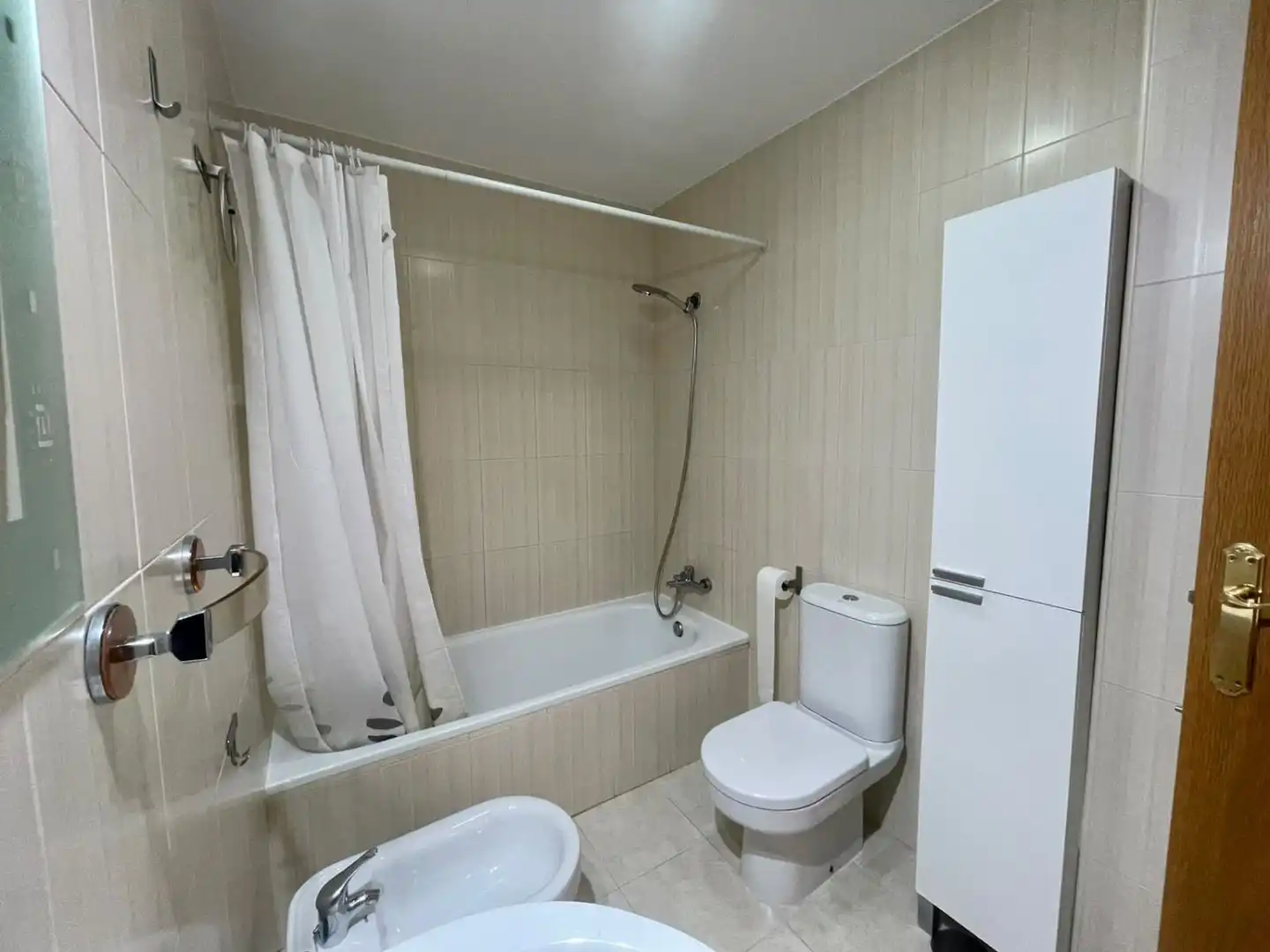 Baño de Ático en venta en Valdepeñas con Aire acondicionado, Calefacción y Terraza