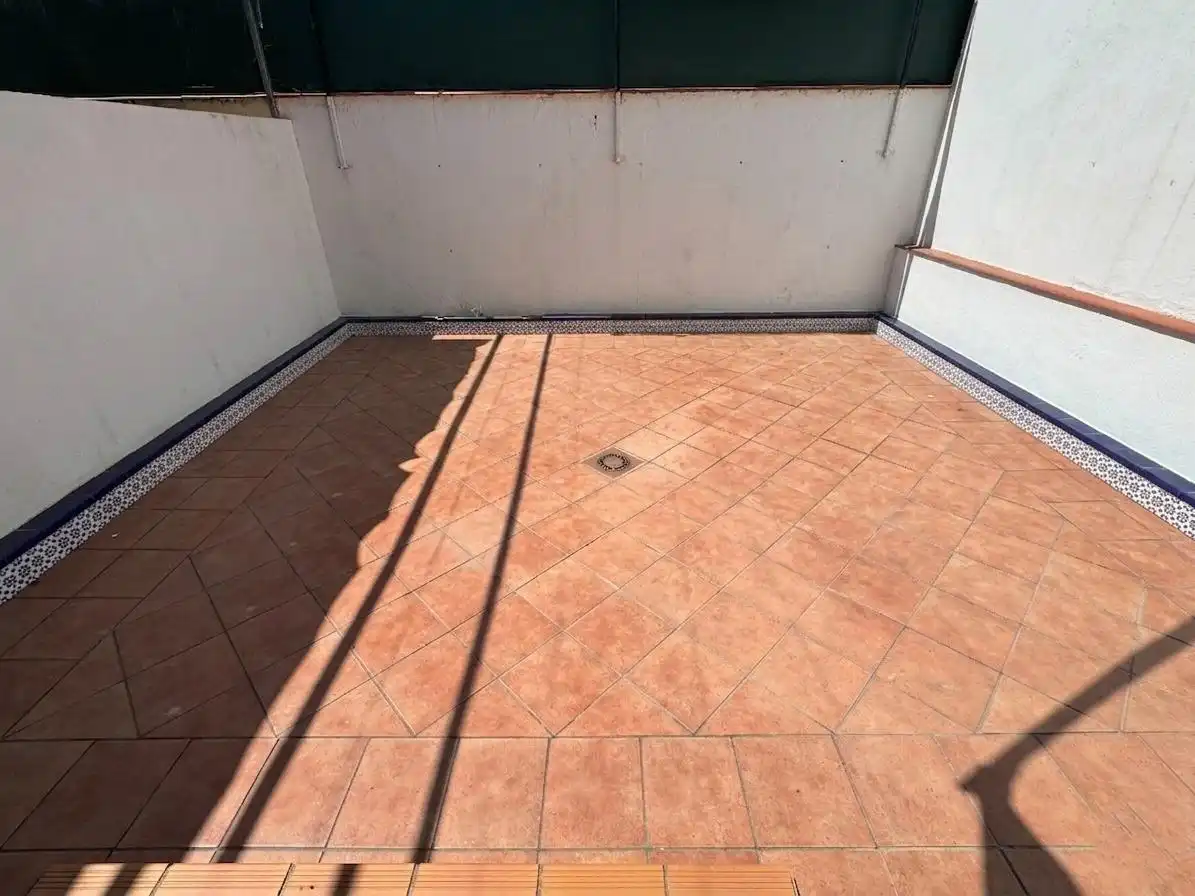Casa adosada en venta en Tomares, Sevilla
