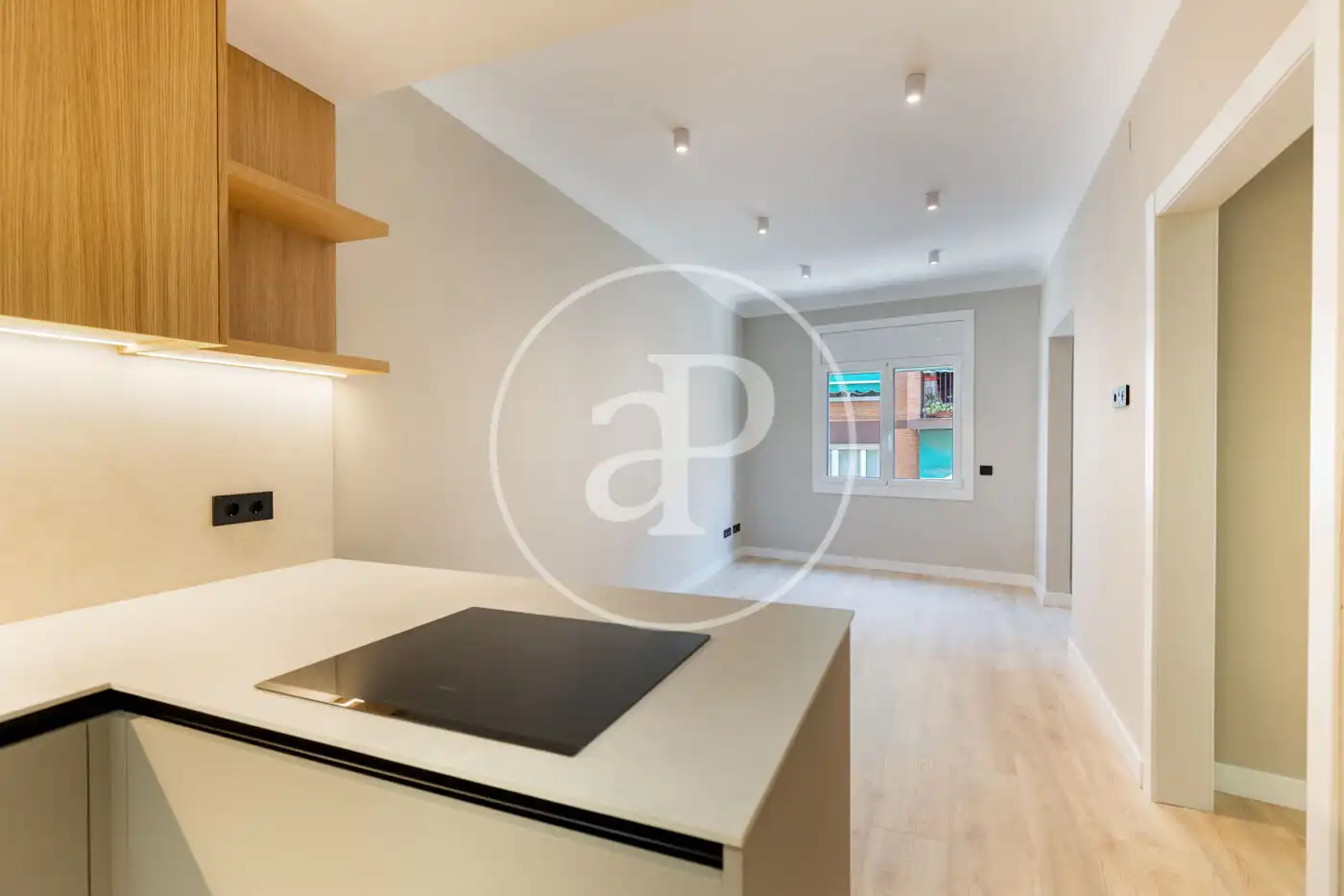 Cuina de Pis en venda en Barcelona amb Aire condicionat i Calefacció