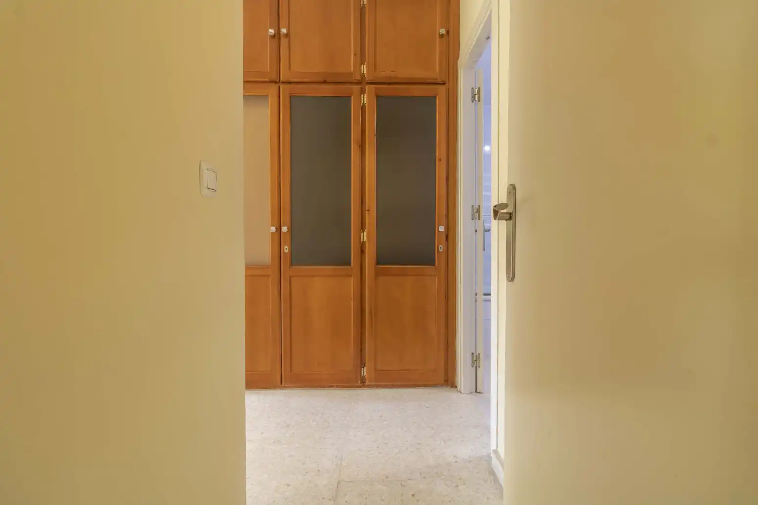Flat for sale in Sevilla  with Air Conditioner and Storage room