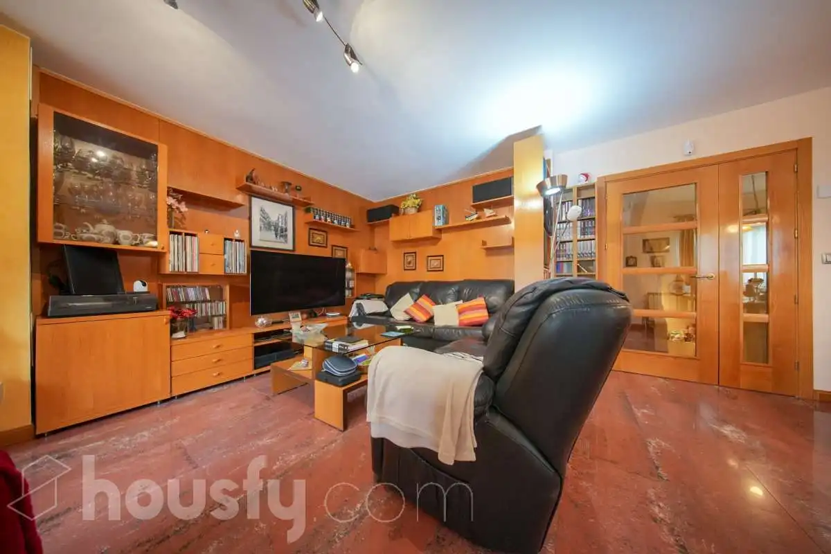 Sala d'estar de Casa o xalet en venda en Rivas-Vaciamadrid amb Aire condicionat, Calefacció i Jardí privat