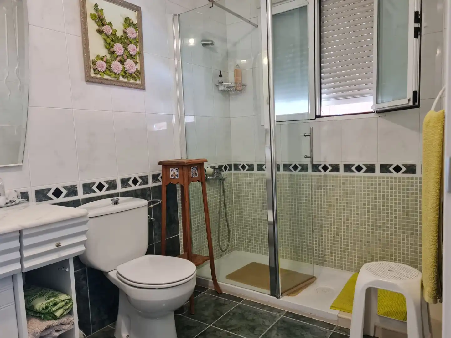 Bathroom of Houses for sale in Móstoles  with Heating, Private garden and Terrace