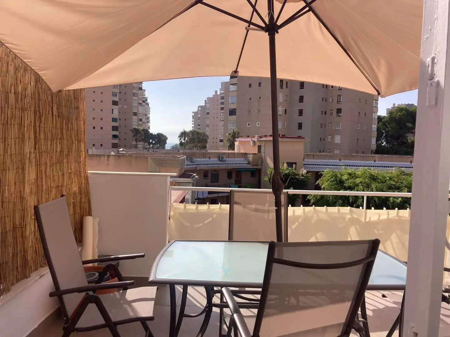 Apartamento de alquiler en Playamar - Benyamina