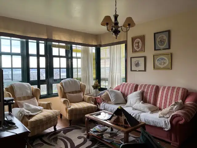 Sala de estar de Casa o chalet en venta en Narón con Calefacción, Jardín privado y Parquet