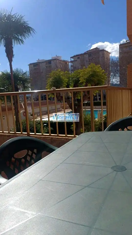 Piscina de Apartament en venda en Gandia amb Aire condicionat, Jardí privat i Terrassa