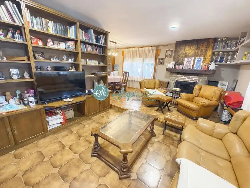 Detached house with garden for sale in Valverde del Majano, imagen 27