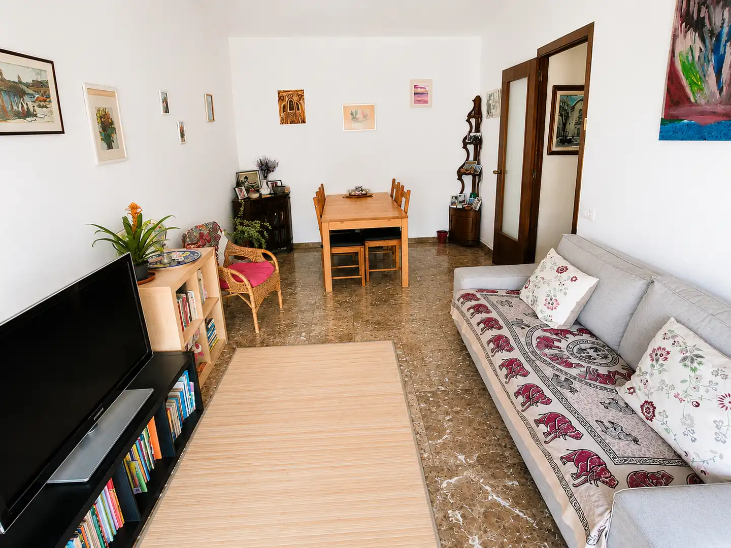 Living room of Flat for sale in Cornellà de Llobregat  with Air Conditioner, Heating and Balcony