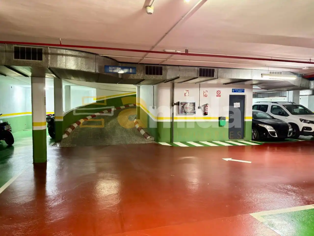 Einzelparkplatz mit Aufzug zur Miete in Centre - Sant Oleguer, imagen 14