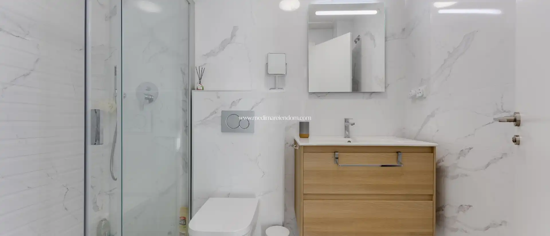 Bany de Apartament en venda en Santa Pola amb Aire condicionat, Calefacció i Terrassa