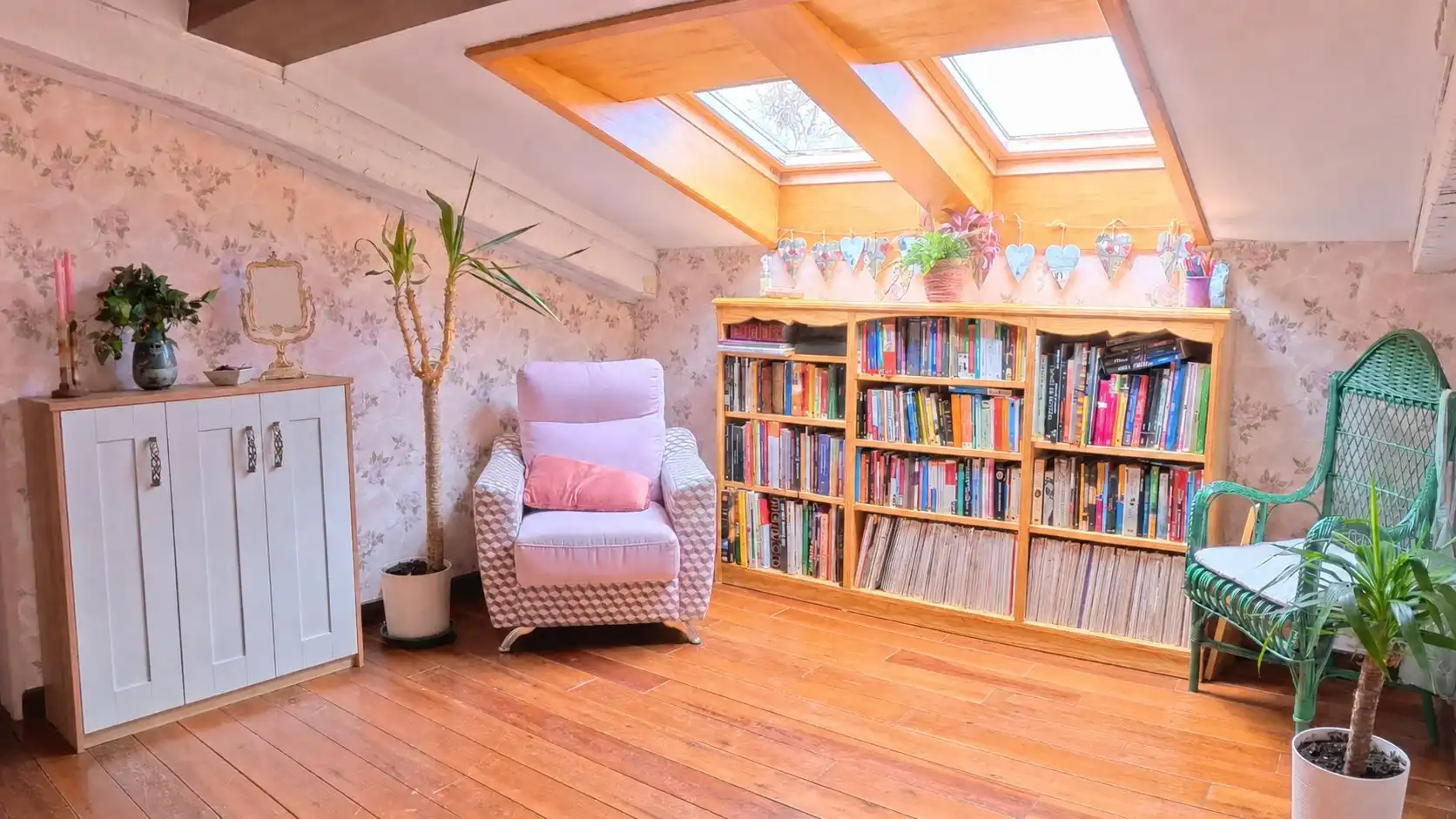 Sala de estar de Casa o chalet en venta en Hermandad de Campoo de Suso con Terraza, Piscina y Amueblado