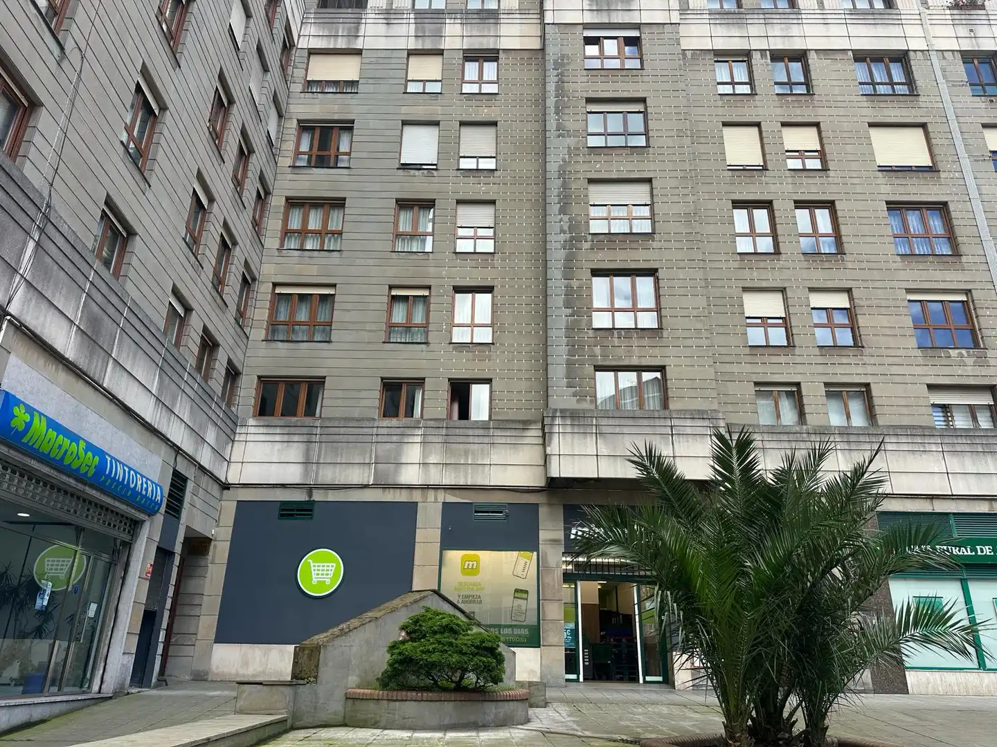 Exterior view of Flat for rent in Avilés  with Heating, Parquet flooring and Storage room