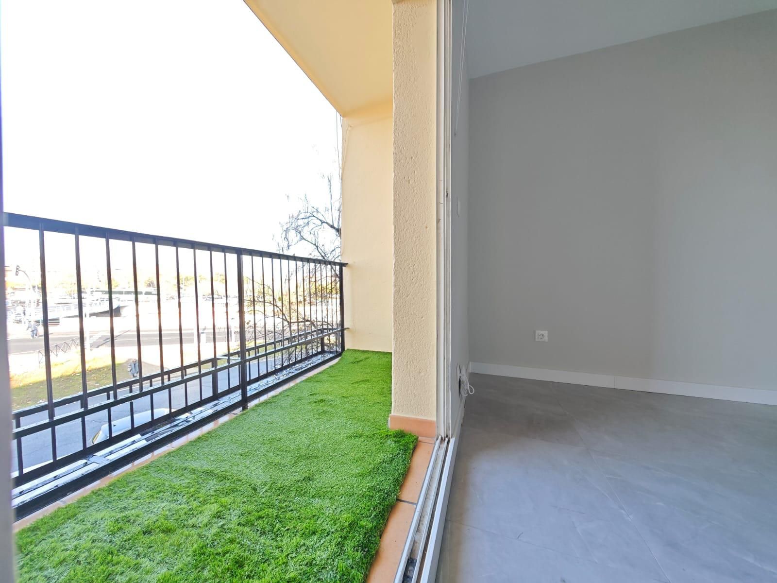 Balcony of Flat for sale in  Madrid Capital  with Heating and Terrace