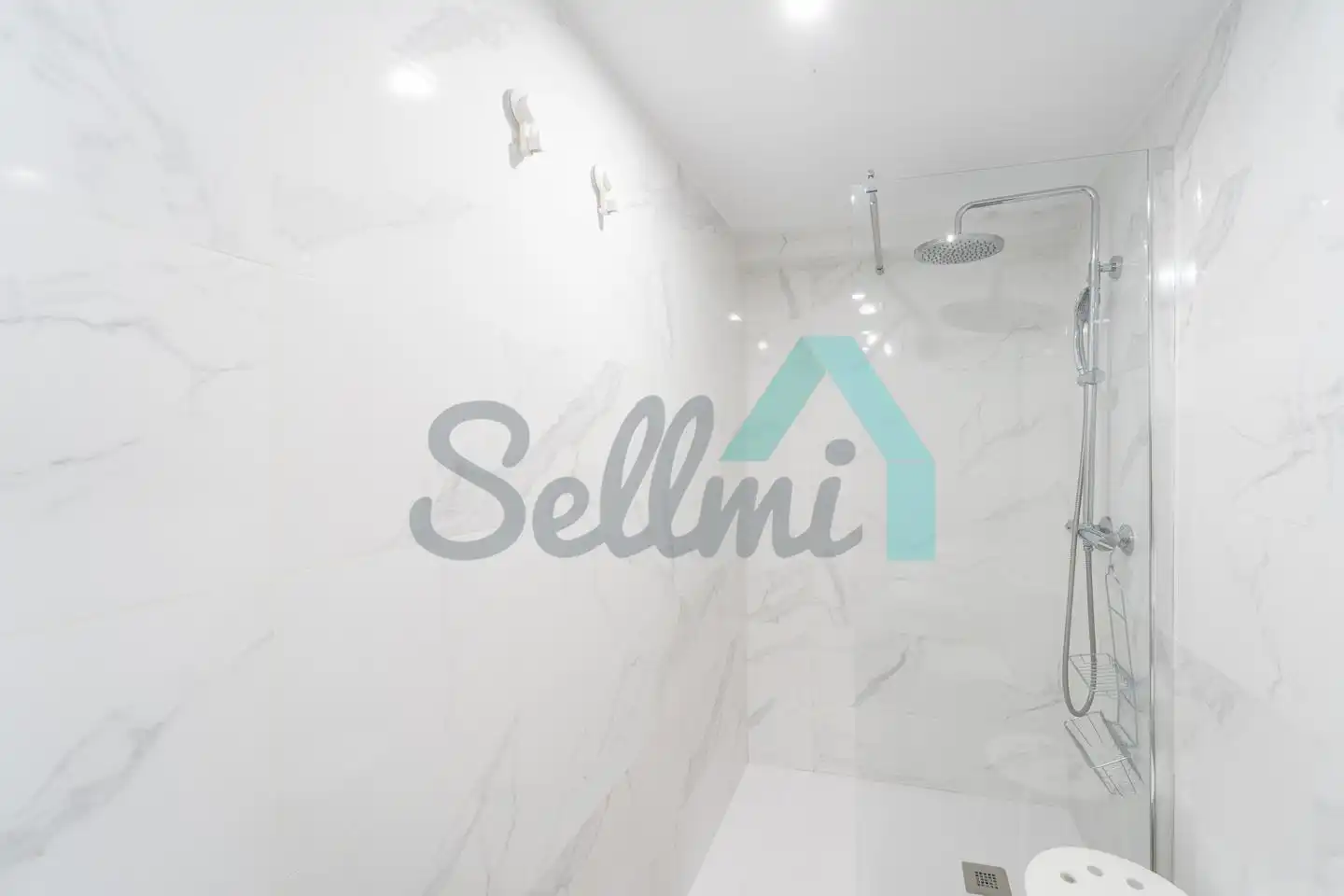 Flat for rent in Jerónimo Ibrán, Milán - Pumarín
