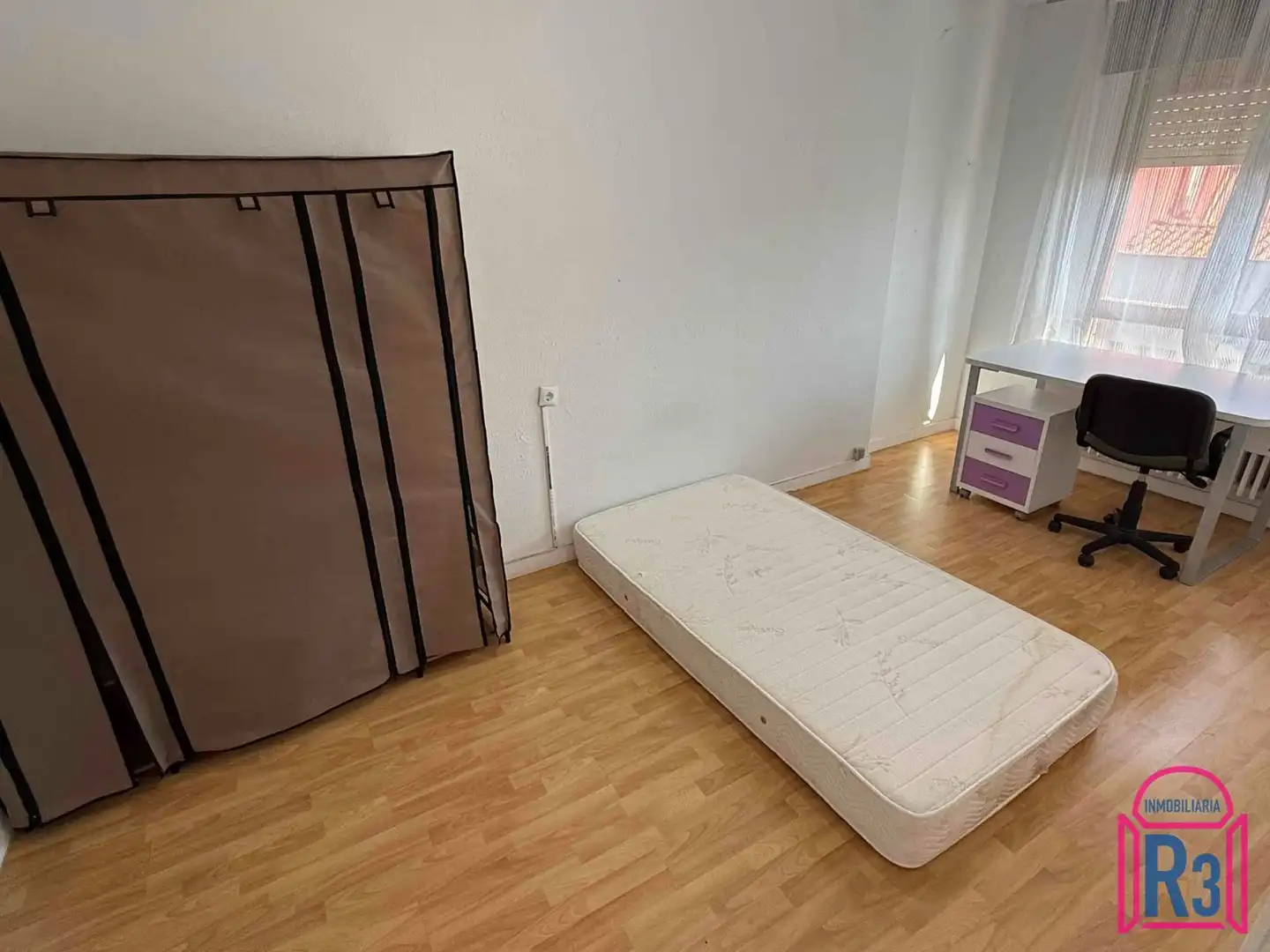 Bedroom of Flat for rent in León Capital   with Heating, Terrace and Furnished