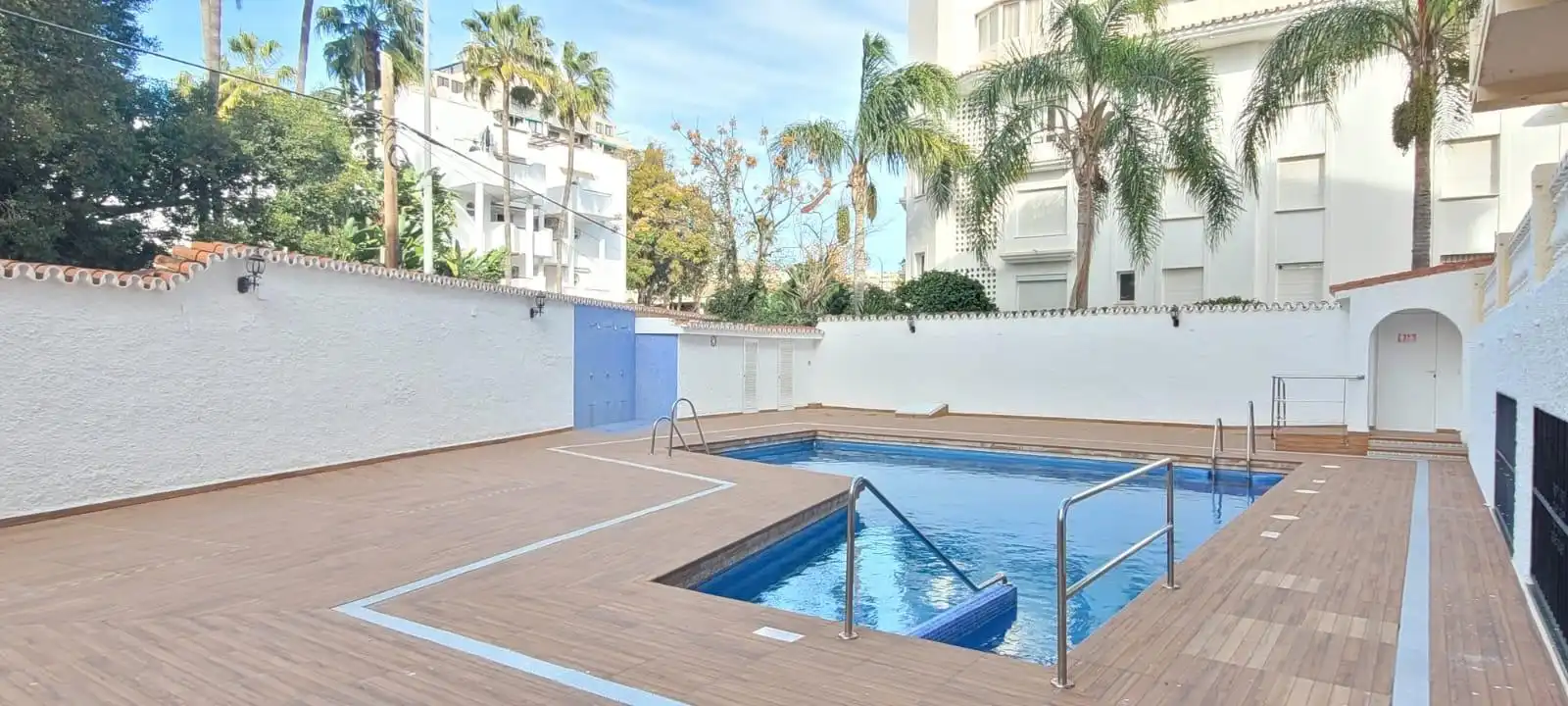 Study for sale in La Carihuela - Los Nidos