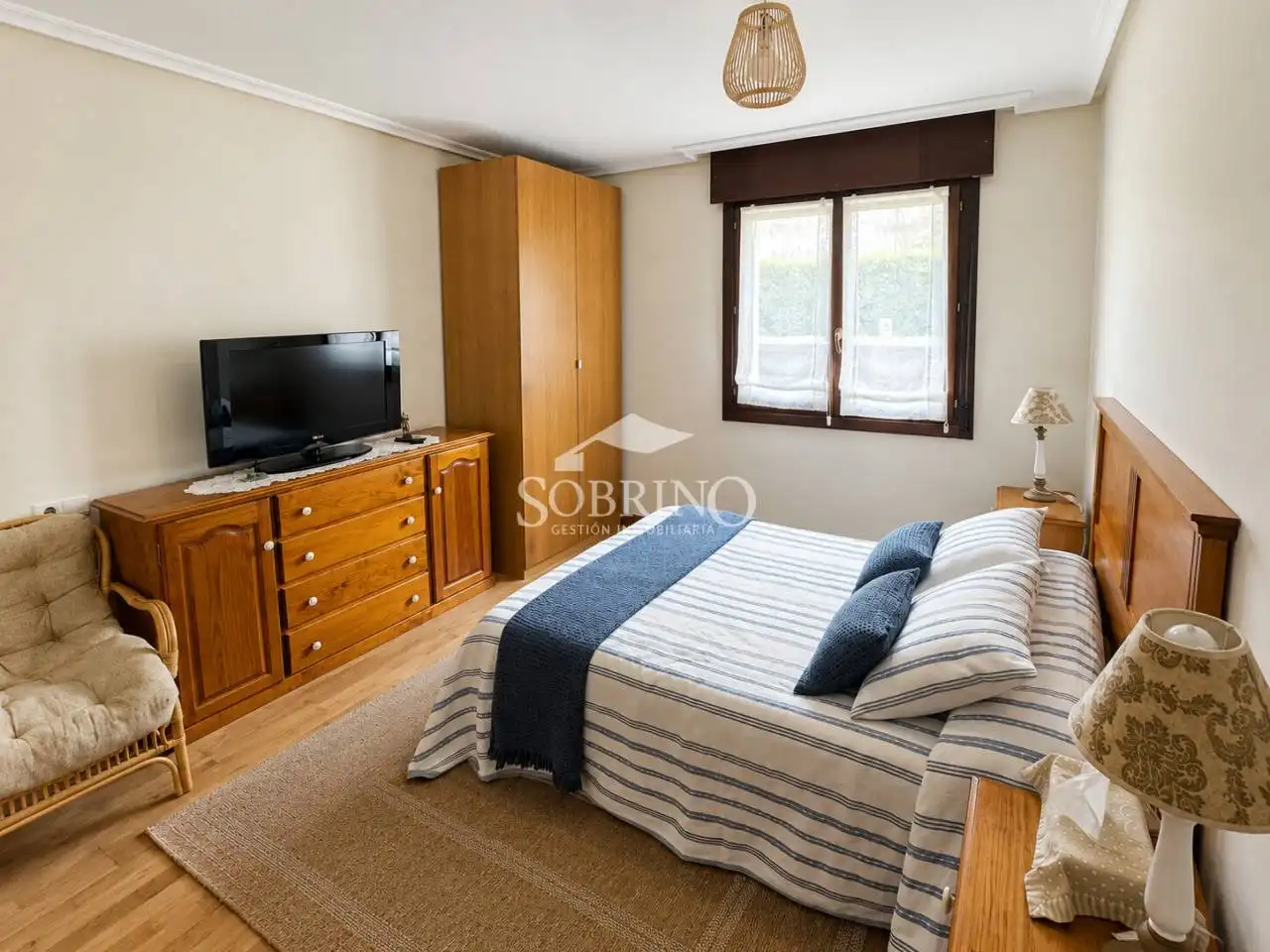 Schlafzimmer von Wohnung zum Verkauf in Llanes mit Parkett und Terrasse