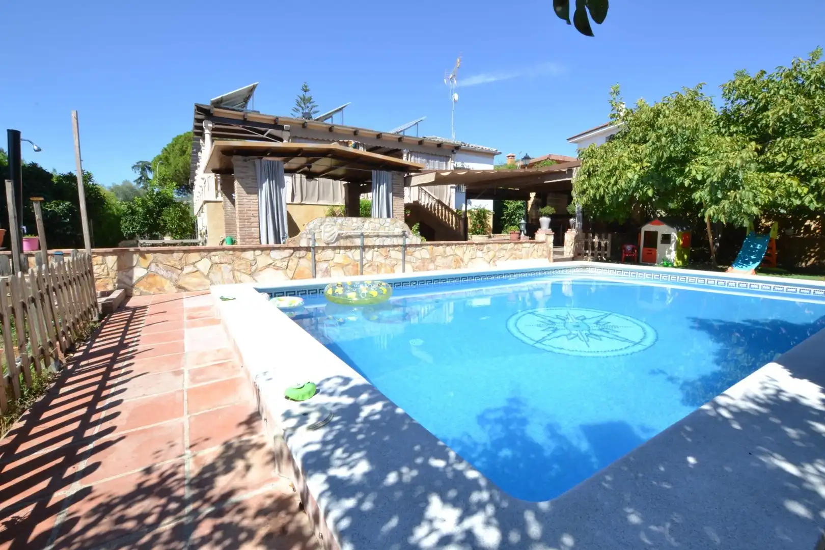 Villa con piscina in vendita a Calle Calle Santa Ana de la Albaida