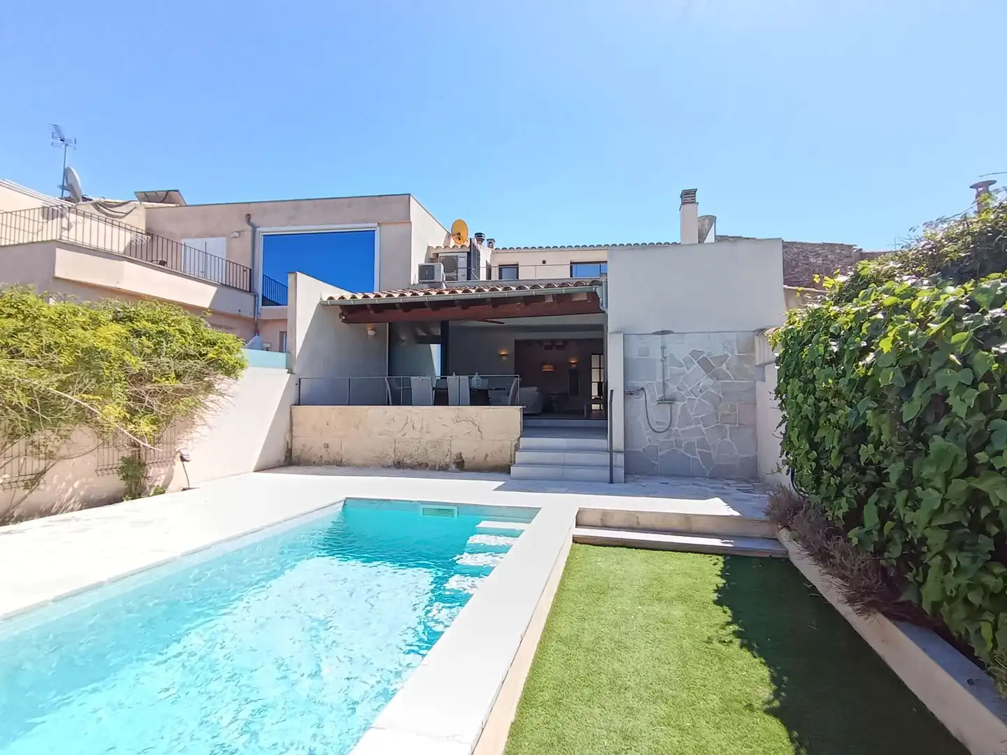 Swimming pool of Houses for sale in Llubí  with Heating, Terrace and Furnished