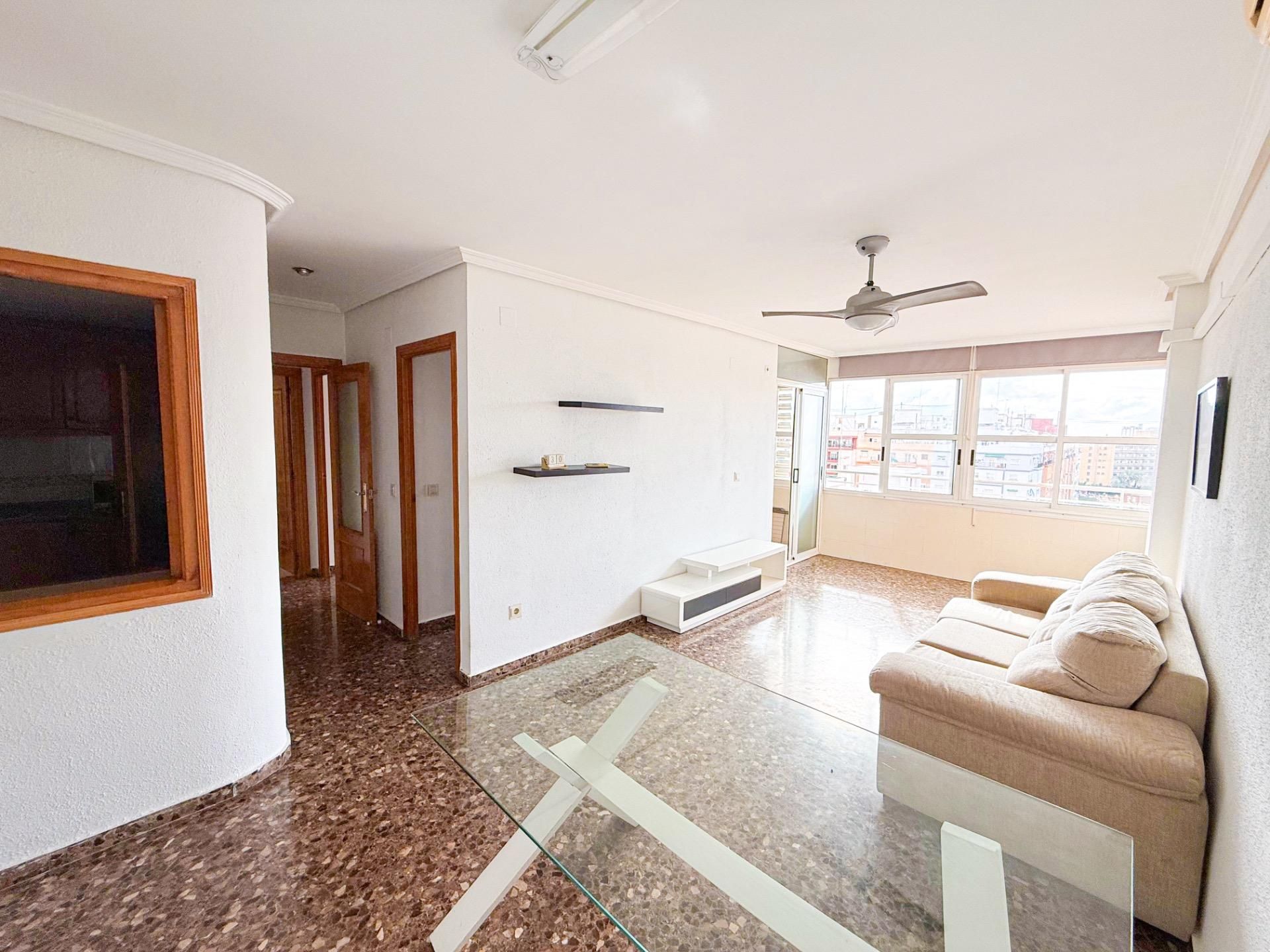 Living room of Flat to rent in  Valencia Capital  with Air Conditioner, Heating and Balcony