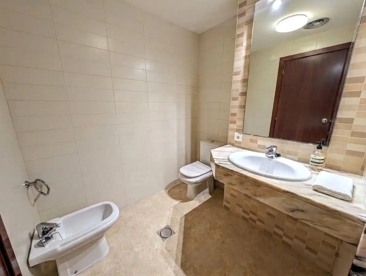 Bany de Dúplex en venda en Tortosa amb Aire condicionat