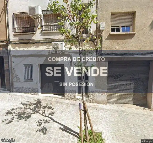 Vista exterior de Casa o xalet en venda en L'Hospitalet de Llobregat