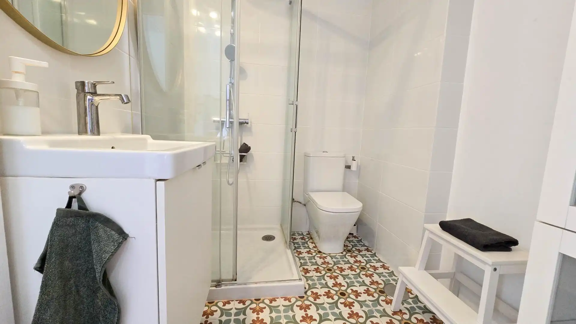 Bathroom of Flat for sale in San Cristóbal de la Laguna  with Terrace and Community pool