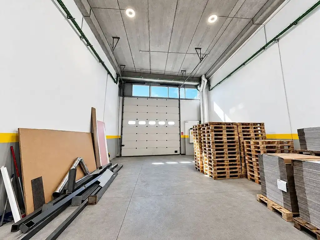 Nave industrielle avec ascenseur à louer à Port, imagen 6
