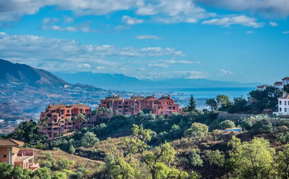 Residential land for sale in La Mairena