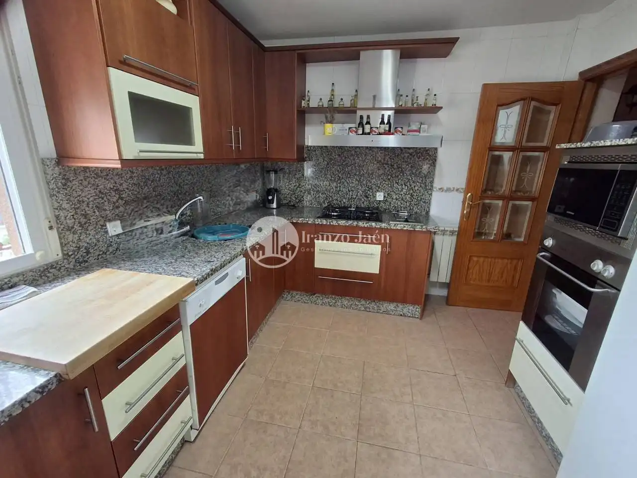 Kitchen of Houses for sale in Jaén  with Air Conditioner, Heating and Private garden