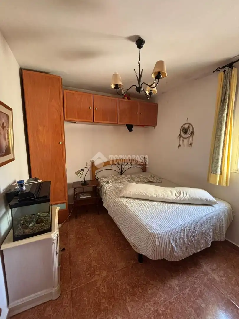 Dormitori de Casa adosada en venda en Andújar amb Aire condicionat i Moblat