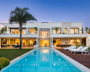 Piscina de Casa o xalet en venda en Marbella amb Aire condicionat, Jardí privat i Terrassa