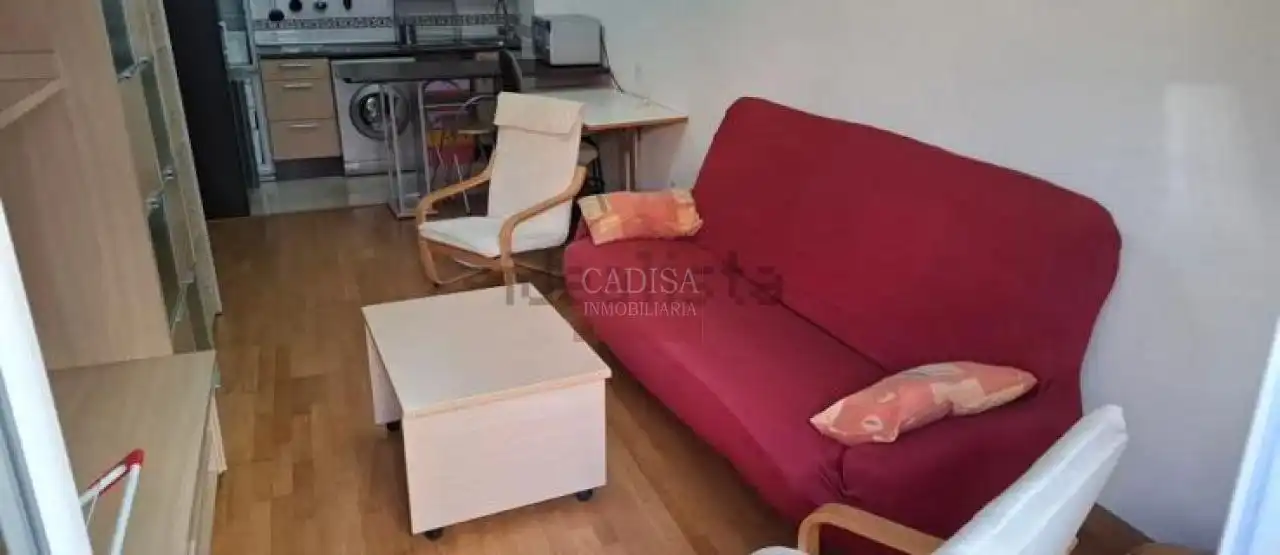 Habitación de Apartamento en venta en Salamanca con Calefacción, Amueblado y Balcón