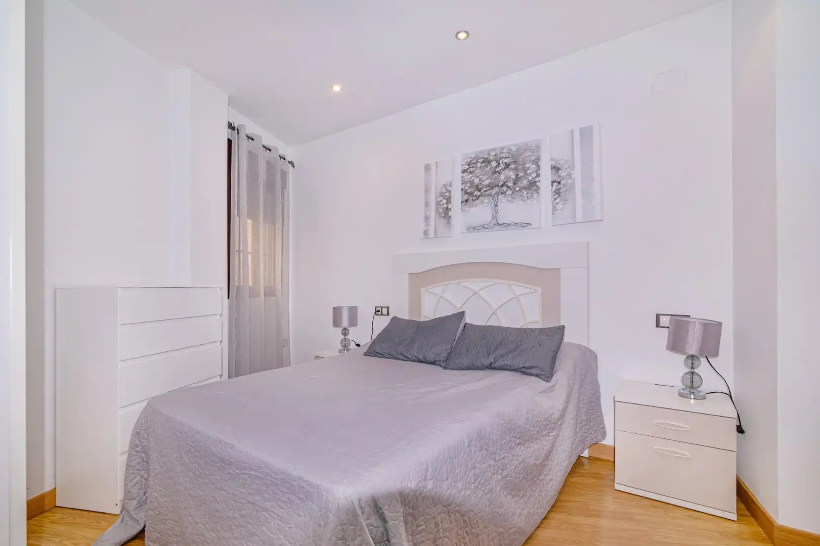 Bedroom of Flat for sale in La Zubia  with Air Conditioner, Heating and Furnished