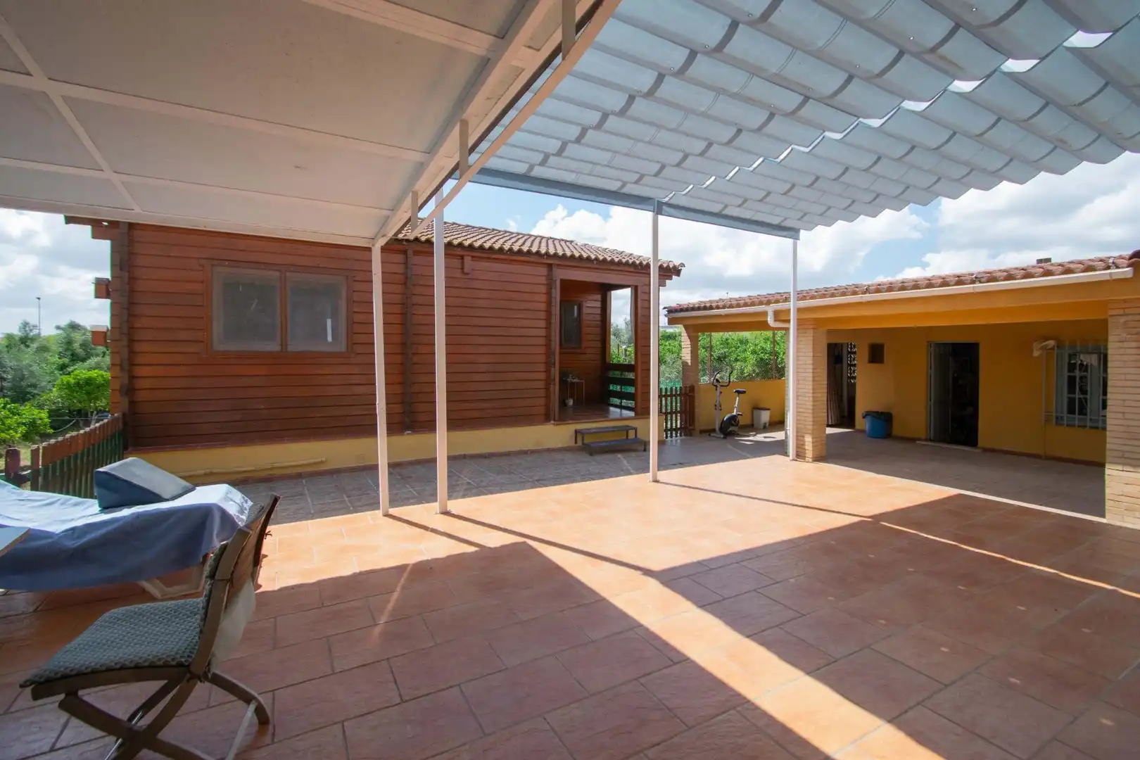 Terrace of Houses for sale in Mairena del Aljarafe  with Air Conditioner, Heating and Private garden