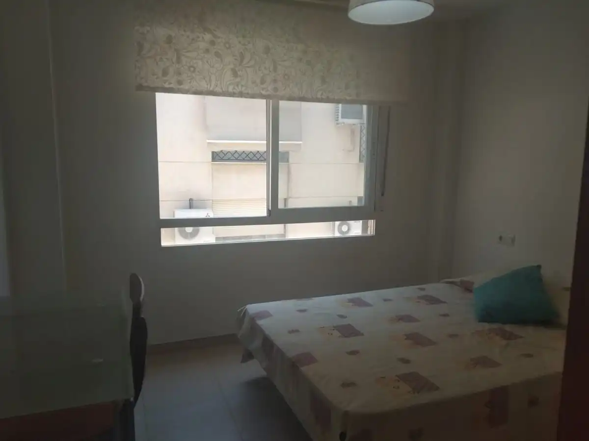 Schlafzimmer von Wohnung zur Miete in Granada mit Terrasse und Möbliert