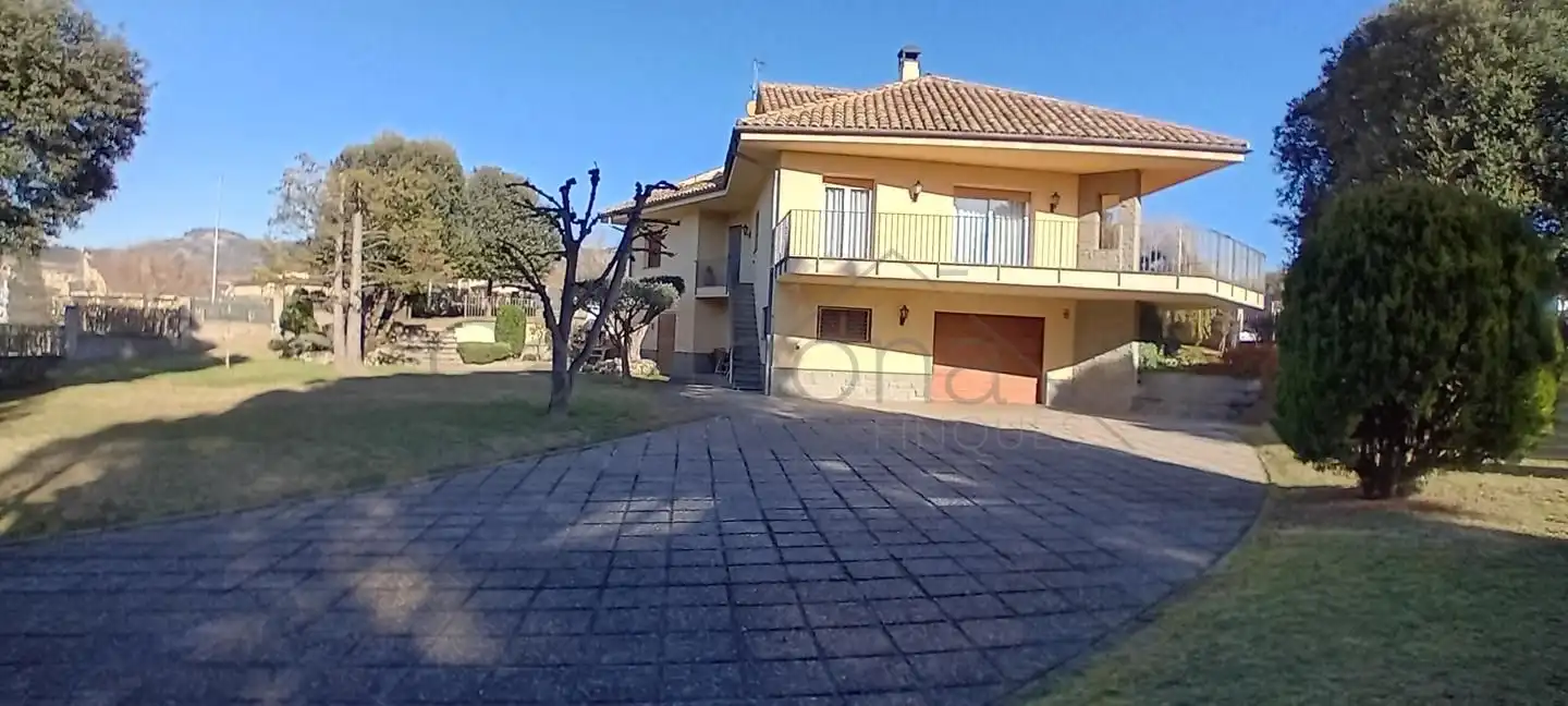 Vista exterior de Casa o chalet en venta en Sant Vicenç de Torelló con Calefacción, Jardín privado y Terraza
