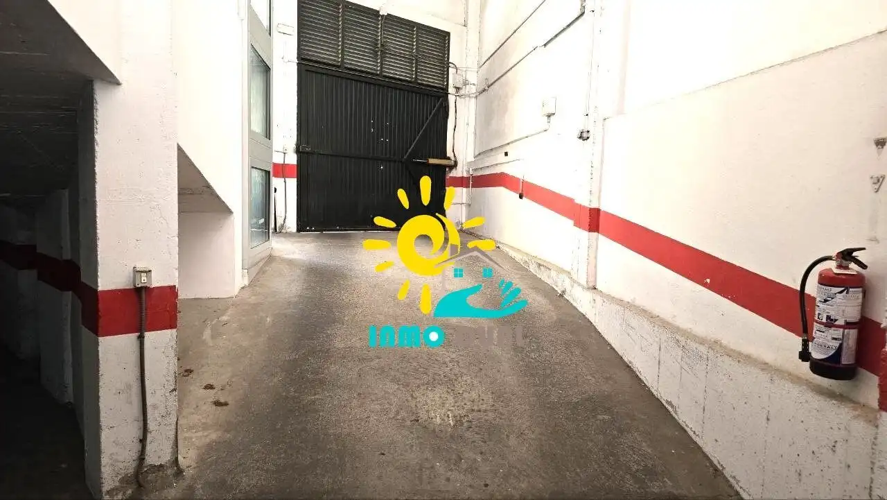 Aparcament de Apartament de lloguer en Badajoz amb Aire condicionat, Calefacció i Moblat