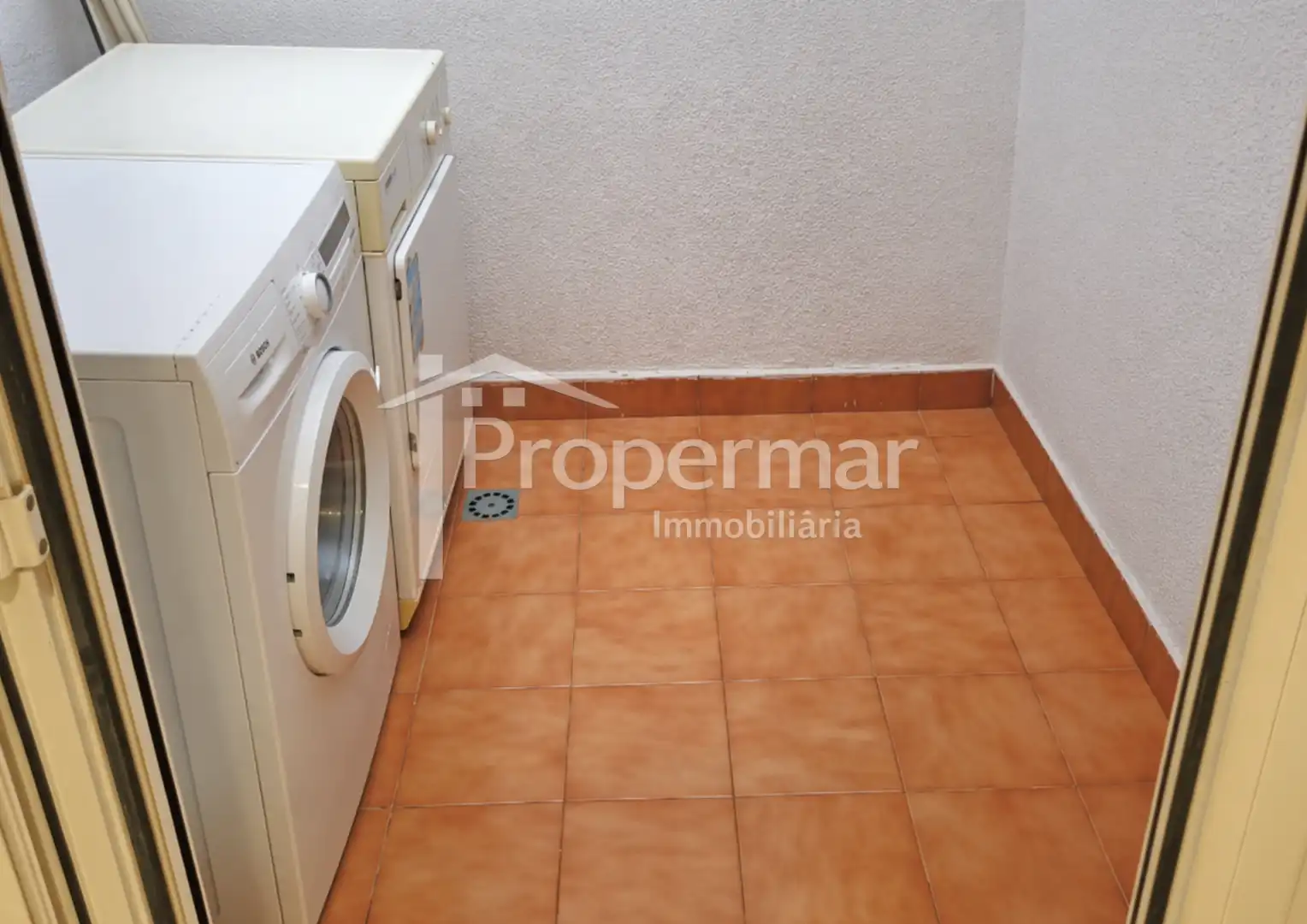 Maisonette zum Verkauf in Badalona mit Heizung, Abstellraum und Möbliert