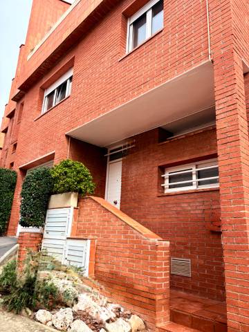 Casa adosada en Venta en Marianao