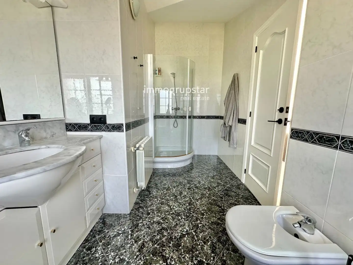 Baño de Casa o chalet en venta en Calonge i Sant Antoni con Calefacción, Terraza y Piscina