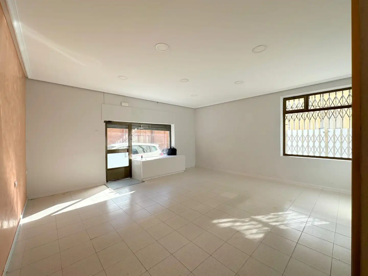 Local comercial en venta en Sur, imagen 2