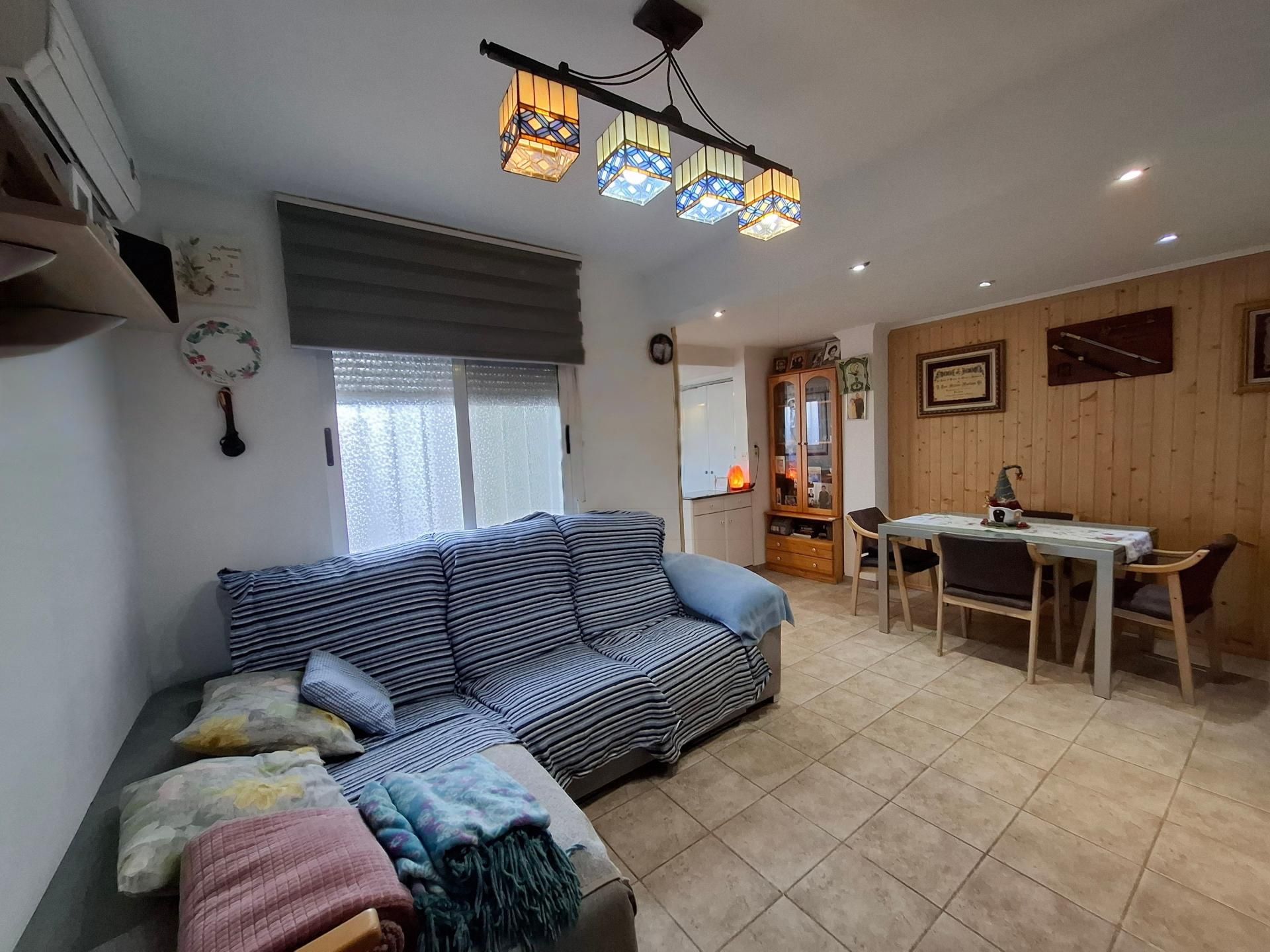 Sala d'estar de Pis en venda en Agullent amb Aire condicionat, Terrassa i Balcó