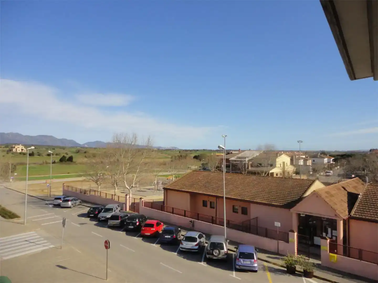 Vista exterior de Pis en venda en Peralada amb Aire condicionat i Balcó