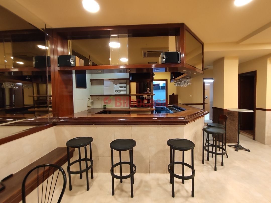 Premises to rent in Bilbao   with Air Conditioner