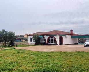 Vista exterior de Casa o xalet en venda en Badajoz Capital amb Aire condicionat, Calefacció i Traster