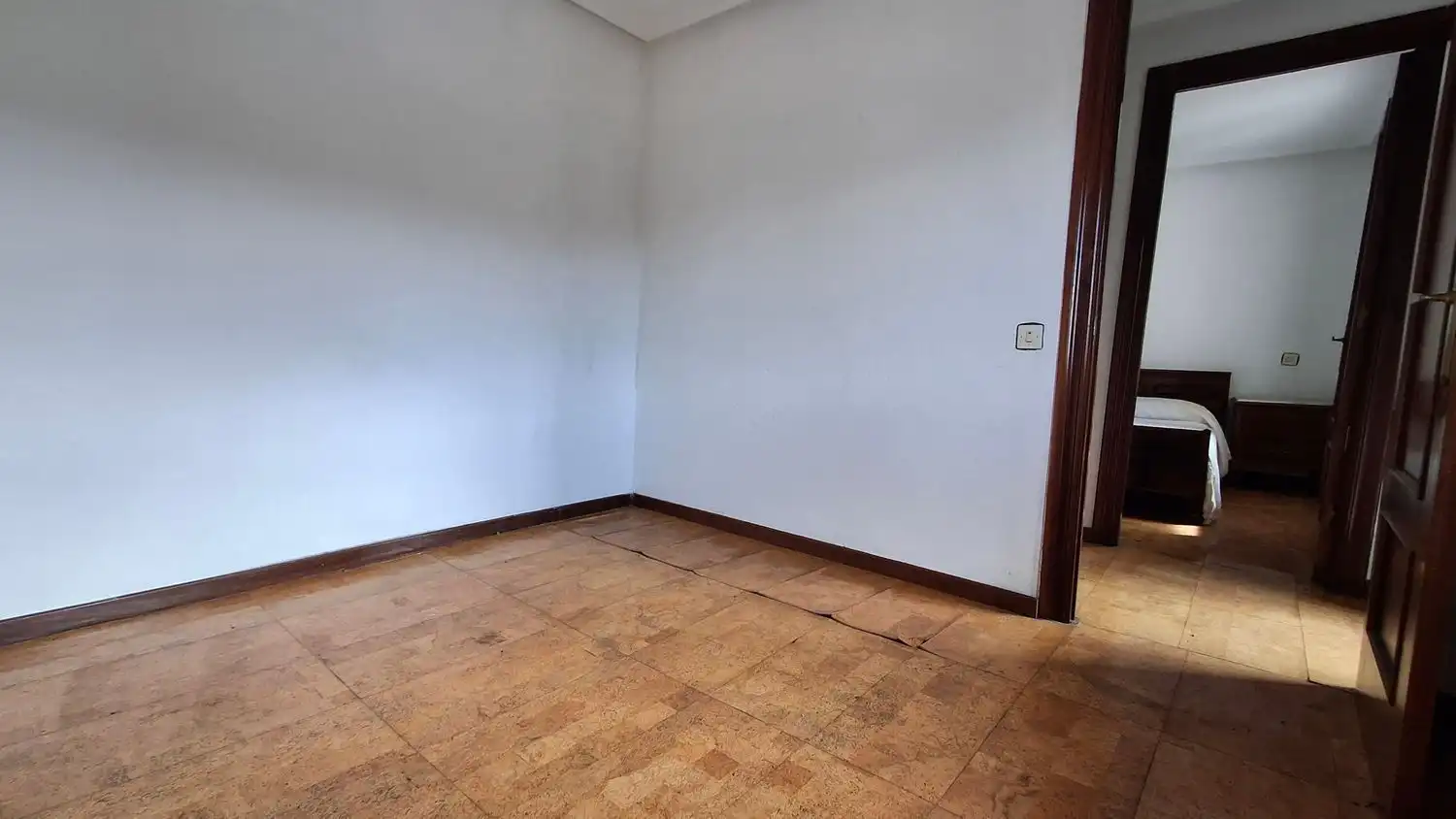 Houses for sale in N/A, La Pola Siero