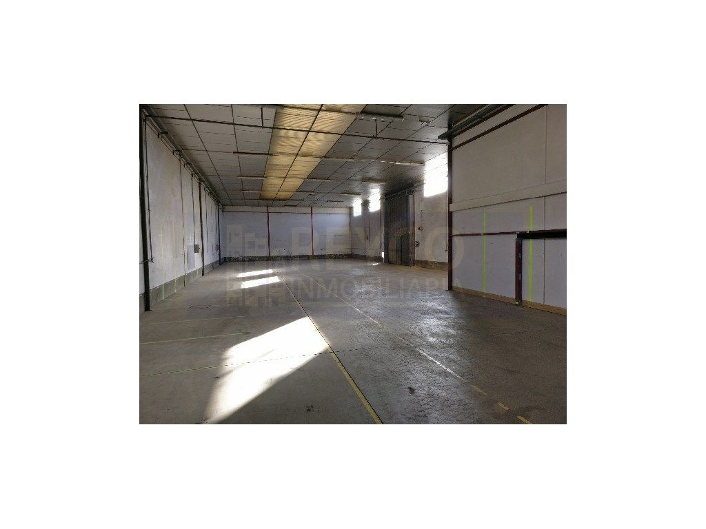 Industrial buildings to rent in Nájera