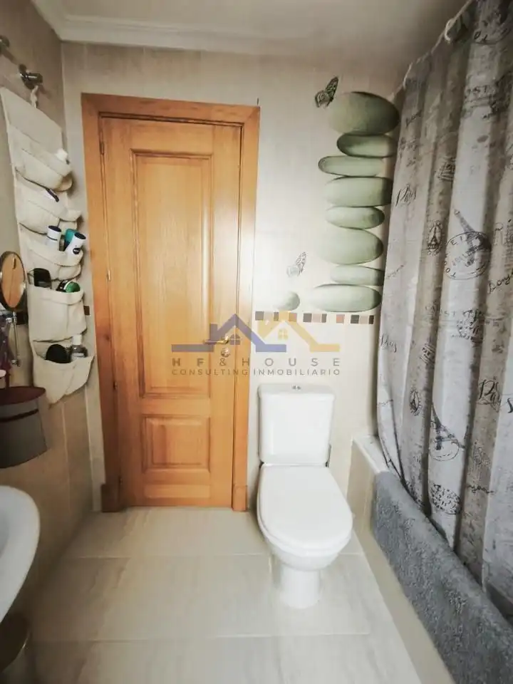 Baño de Piso en venta en Seseña con Aire acondicionado, Calefacción y Parquet
