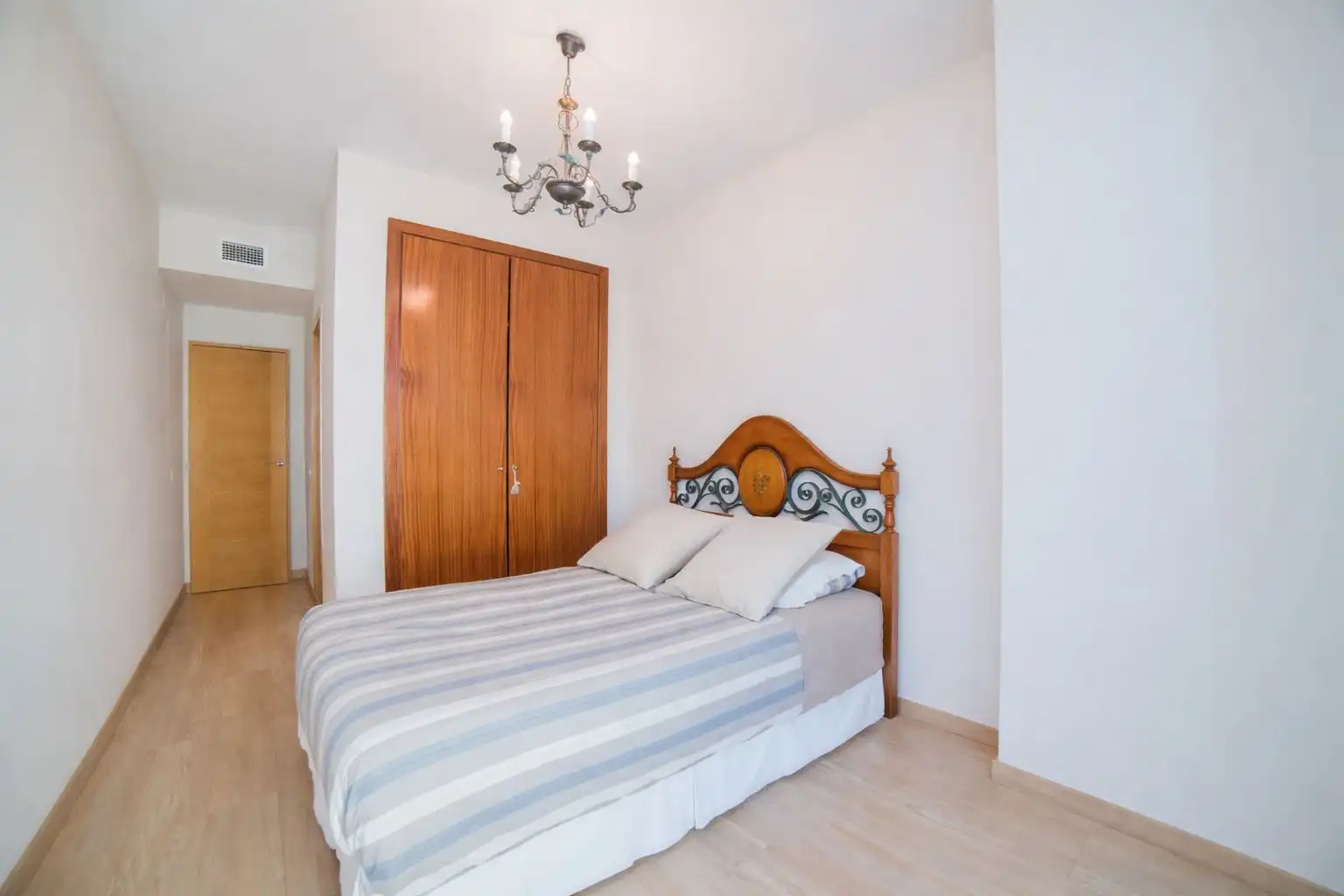 Habitación de Piso en venta en Boadilla del Monte con Aire acondicionado, Calefacción y Trastero