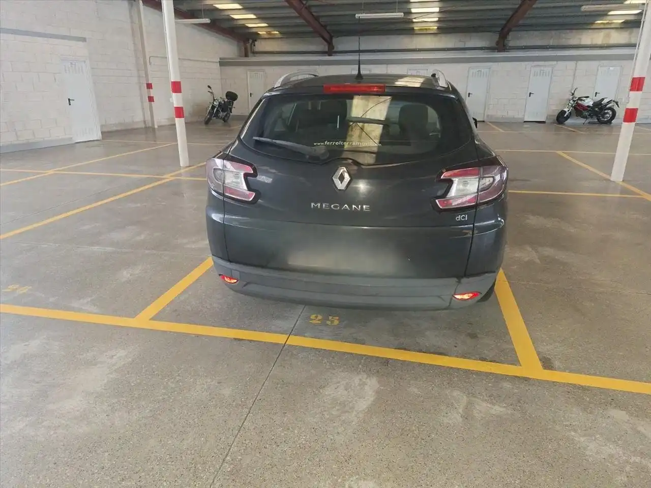 Parking de Garaje en venta en Narón